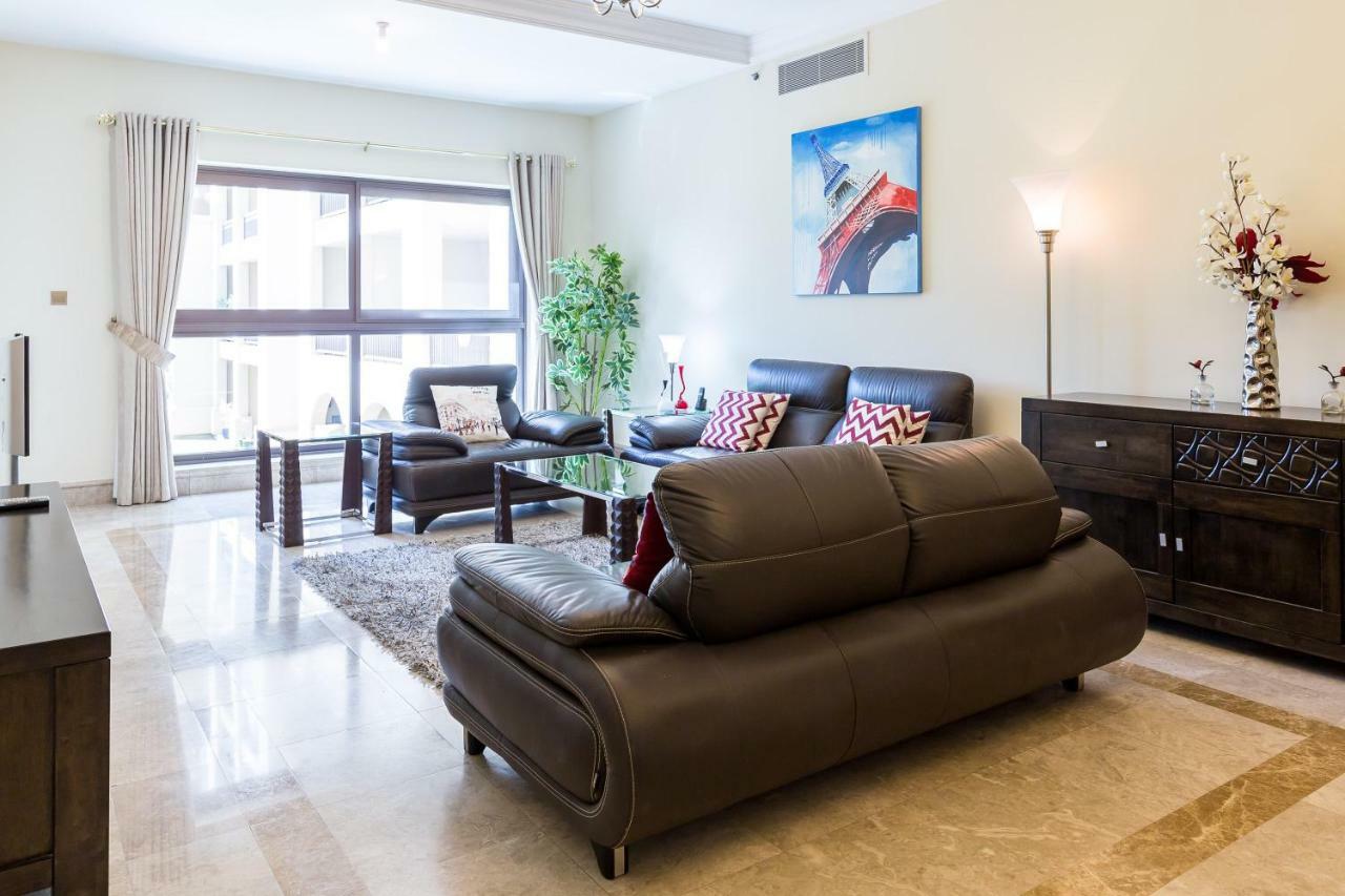 Beachfront Two Bedrooms On Palm Jumeirah By Deluxe Holiday Homes Dubai Buitenkant foto